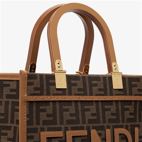 fendi レンタル|FENDI(フェンディ)サンシャインショッパースモール .